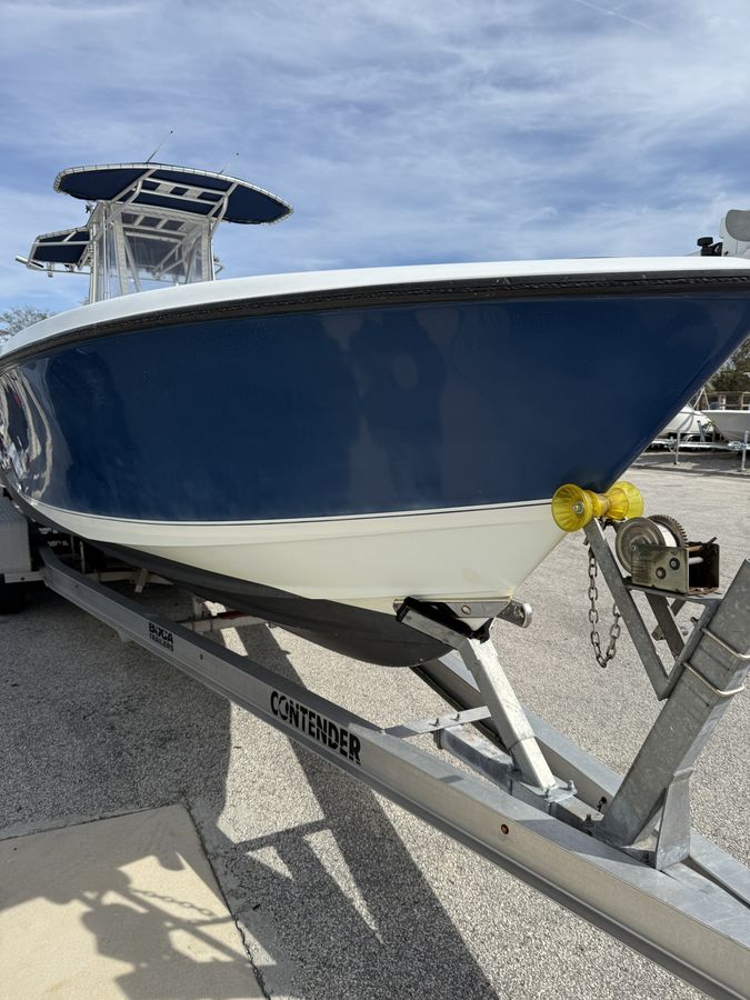 Contender center console